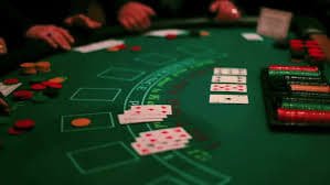Live Ikan Hoki game table interface on ombak126 slot showing real-time fish movements and payout multipliers